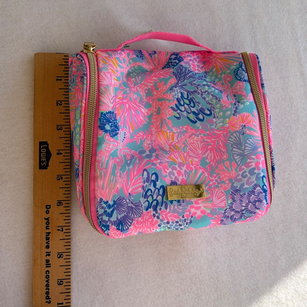 Lilly Pulitzer Hanging Toiletry Bag Pink Blue Tropical Coral Travel Organizer - Picture 2 of 7